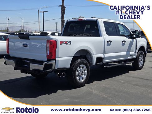 Used 2024 Ford F250 XLT w/ FX4 Off-Road Package AWD/4WD image 7