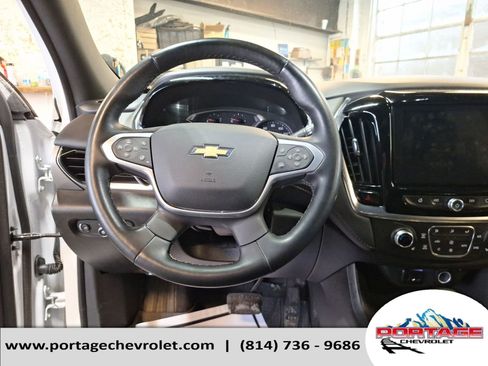 Used 2023 Chevrolet Traverse LT w/ LPO, Floor Liner Package image 15