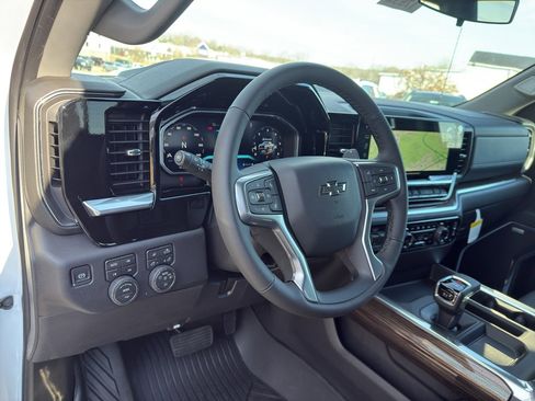 New 2026 Chevrolet Silverado 1500 LT Trail Boss w/ Safety Package image 23