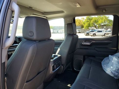 New 2026 GMC Sierra 1500 SLT w/ SLT Premium Plus Package image 12