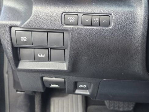 Used 2025 Lexus IS 300 w/ Premium Package RWD image 23