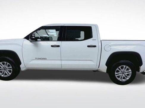 Used 2023 Toyota Tundra SR5 w/ SR5 Convenience Package image 19