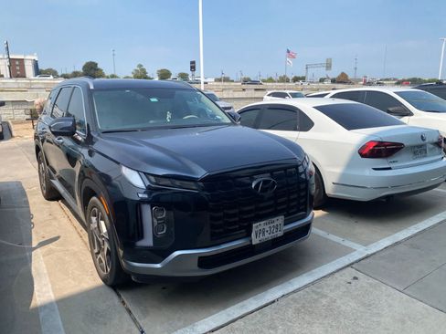 Used 2025 Hyundai Palisade Limited FWD image 4