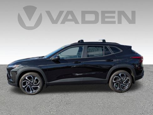 New 2025 Chevrolet Trax RS w/ Sunroof Package image 26