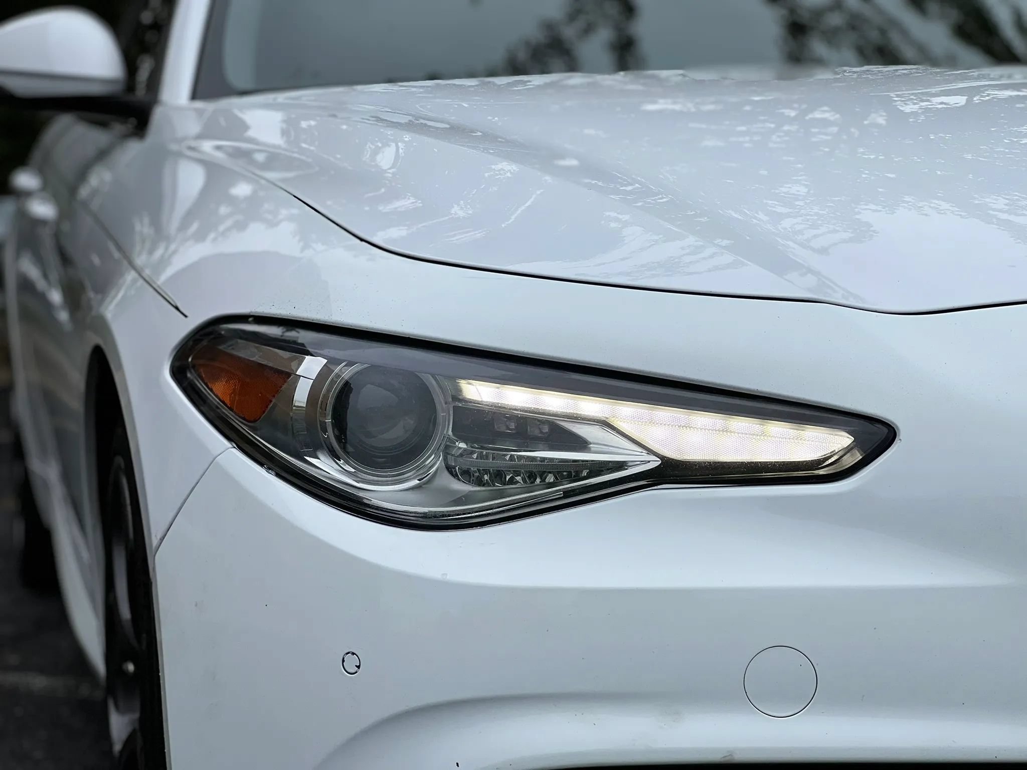 Used 2019 Alfa Romeo Giulia Ti Sport w/ Quick Order Package 22S Sport AWD/4WD image 9