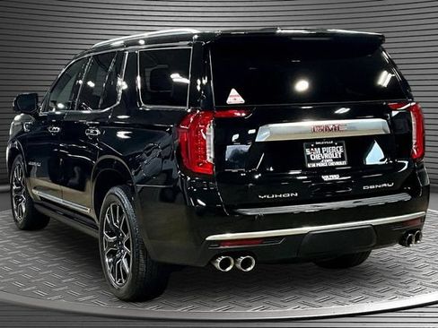 Used 2023 GMC Yukon Denali w/ Denali Reserve Package AWD/4WD image 4
