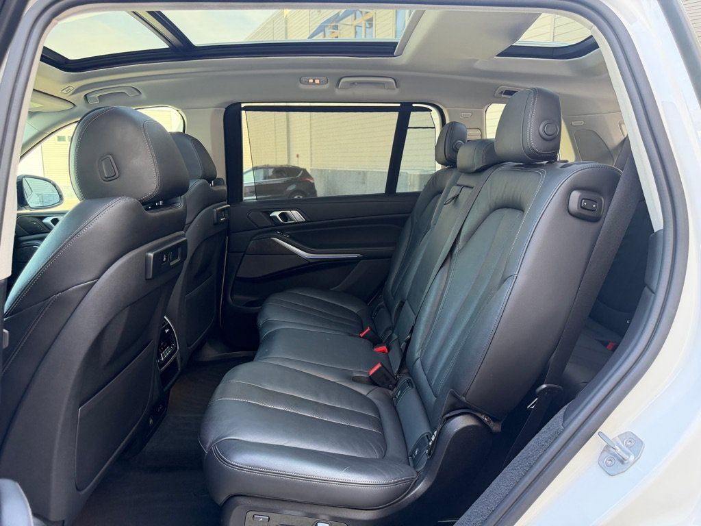 Used 2020 BMW X7 xDrive40i w/ Premium Package AWD/4WD image 23