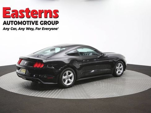 Used 2017 Ford Mustang Coupe RWD image 38