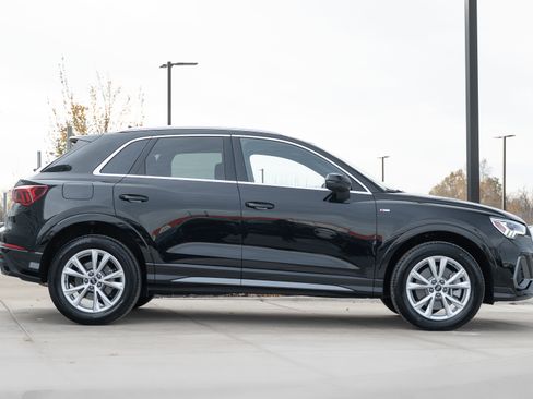 Certified 2025 Audi Q3 2.0T Premium w/ Convenience Package image 3