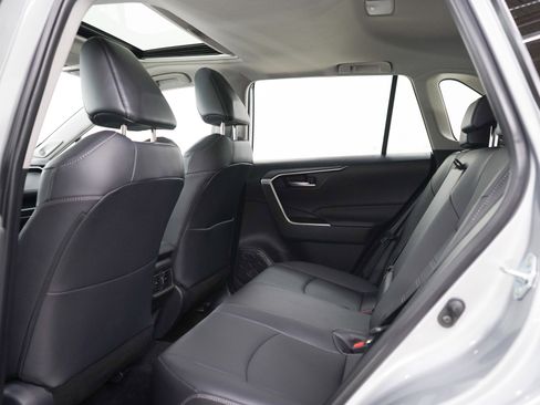 Used 2025 Toyota RAV4 XLE Premium w/ Weather Package AWD/4WD image 18