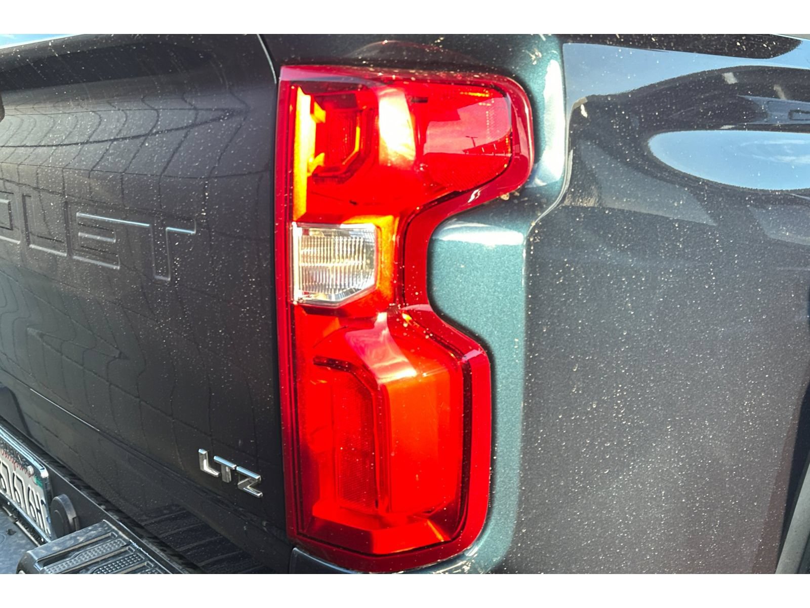 Used 2022 Chevrolet Silverado 2500 LTZ AWD/4WD image 7