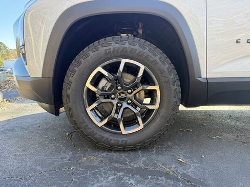 New 2026 Chevrolet Equinox ACTIV w/ Convenience Package III image 6