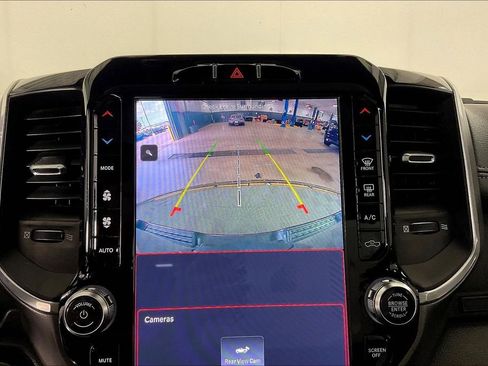 Used 2022 RAM 1500 Laramie image 31