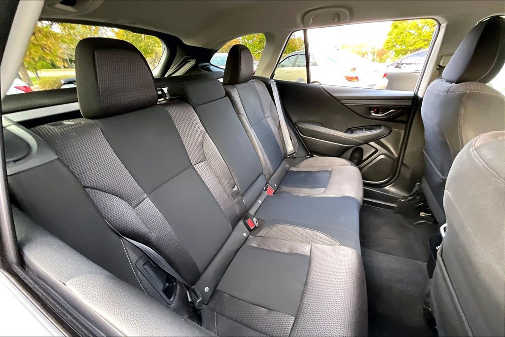 Certified 2025 Subaru Outback Premium AWD/4WD image 32