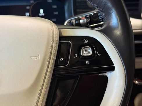 Used 2023 Lincoln Aviator Black Label image 17