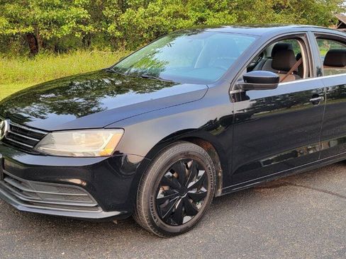Used 2017 Volkswagen Jetta S FWD image 9