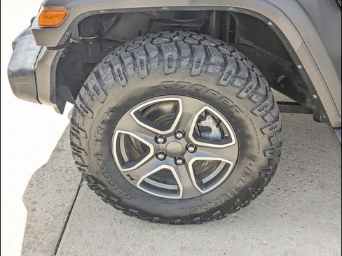 Used 2021 Jeep Wrangler Unlimited Sport AWD/4WD image 16