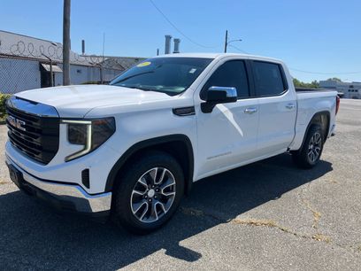 Used 2023 GMC Sierra 1500 Pro w/ Convenience Package