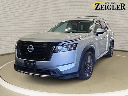 Certified 2024 Nissan Pathfinder SL w/ SL Premium Package