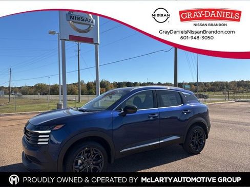 New 2026 Nissan Kicks SR image 1