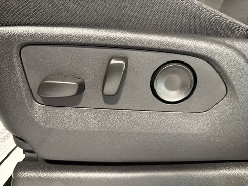 New 2026 Chevrolet Silverado 1500 LT AWD/4WD image 23