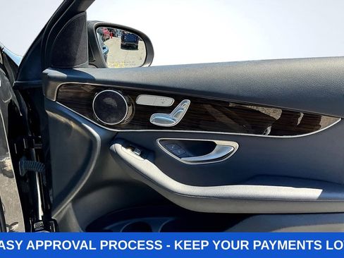Used 2021 Mercedes-Benz GLC 300 w/ Premium Package image 36