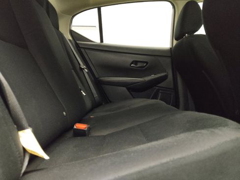 Used 2024 Nissan Sentra S FWD image 29