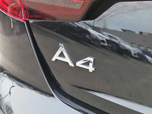 Used 2023 Audi A4 2.0T Premium w/ Convenience Package image 24