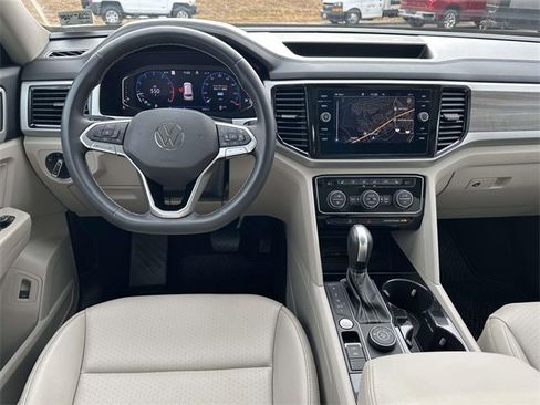 Used 2021 Volkswagen Atlas SEL image 8