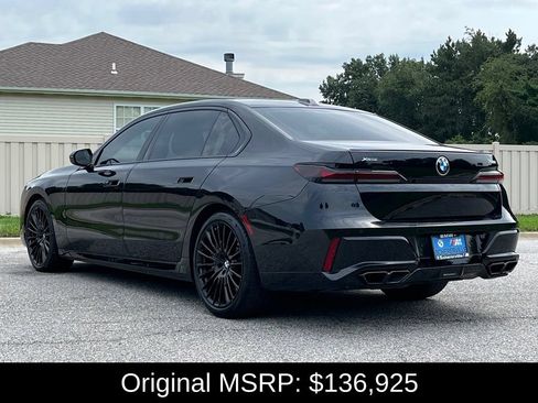 Used 2025 BMW 760i xDrive w/ Executive Package AWD/4WD image 5