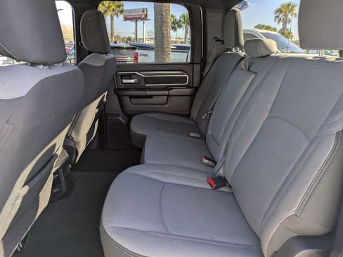 Used 2024 RAM 2500 Big Horn image 16