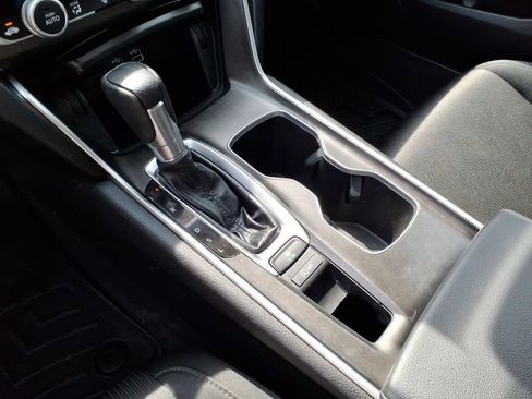 Used 2022 Honda Accord LX image 16