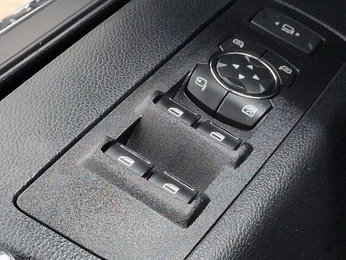 Used 2021 Ford F250 Platinum w/ FX4 Off-Road Package AWD/4WD image 24