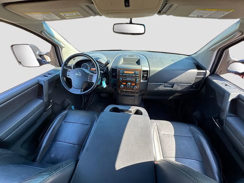 Used 2008 Nissan Titan LE w/ Tow Pkg image 12