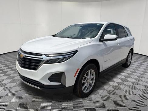 Used 2024 Chevrolet Equinox LT AWD/4WD image 14
