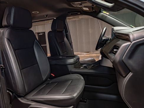 Used 2024 Chevrolet Tahoe Z71 w/ Off-Road Capability Package image 28