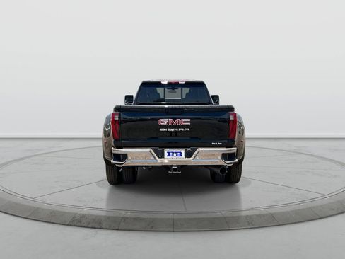 New 2026 GMC Sierra 3500 SLT w/ SLT Premium Package AWD/4WD image 7
