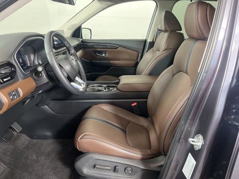 Certified 2023 Honda Pilot Elite image 23