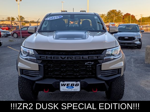 Used 2021 Chevrolet Colorado ZR2 w/ ZR2 Dusk Special Edition AWD/4WD image 3