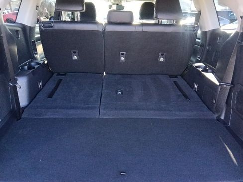 Used 2023 Toyota Highlander Limited image 30