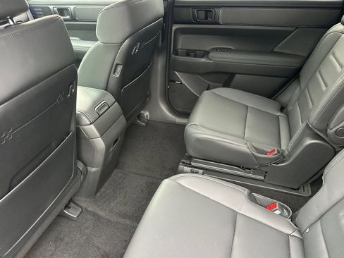 New 2026 Hyundai Santa Fe Calligraphy FWD image 12