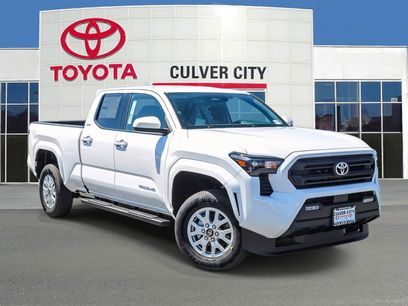 New 2025 Toyota Tacoma SR5