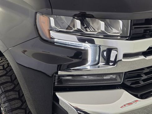 Used 2021 Chevrolet Silverado 1500 LT image 10