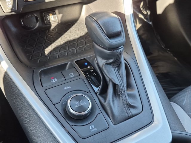 Certified 2024 Toyota RAV4 XLE AWD/4WD image 15