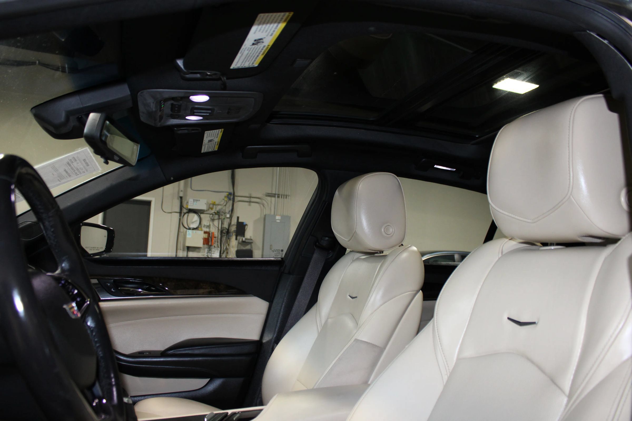 Used 2018 Cadillac CTS Luxury RWD image 26
