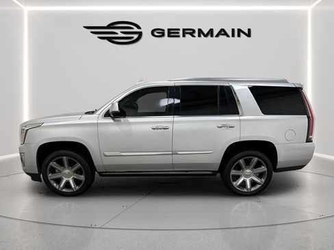 Used 2016 Cadillac Escalade Premium image 5