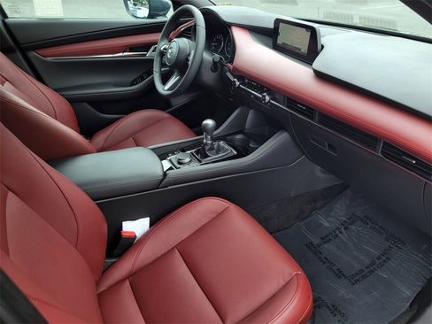 Certified 2025 MAZDA MAZDA3 2.5 S Hatchback w/ Premium Pkg image 13