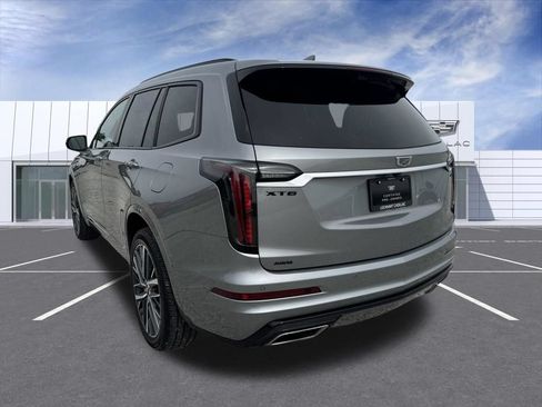 Certified 2024 Cadillac XT6 Sport w/ Technology Package AWD/4WD image 12