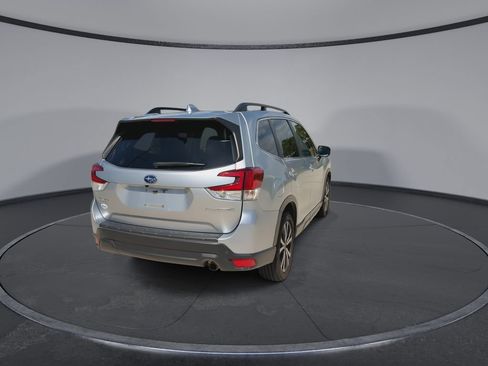 Used 2019 Subaru Forester Limited AWD/4WD image 8