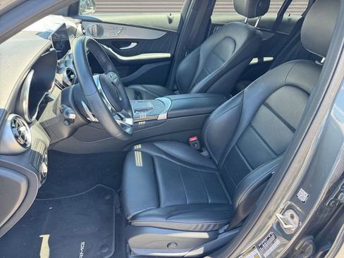 Used 2023 Mercedes-Benz GLC 300 4MATIC Coupe image 10
